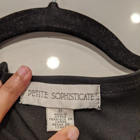 Flattering and floral - Picture 5 of 7